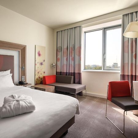 Novotel Almaty City Center Kültér fotó