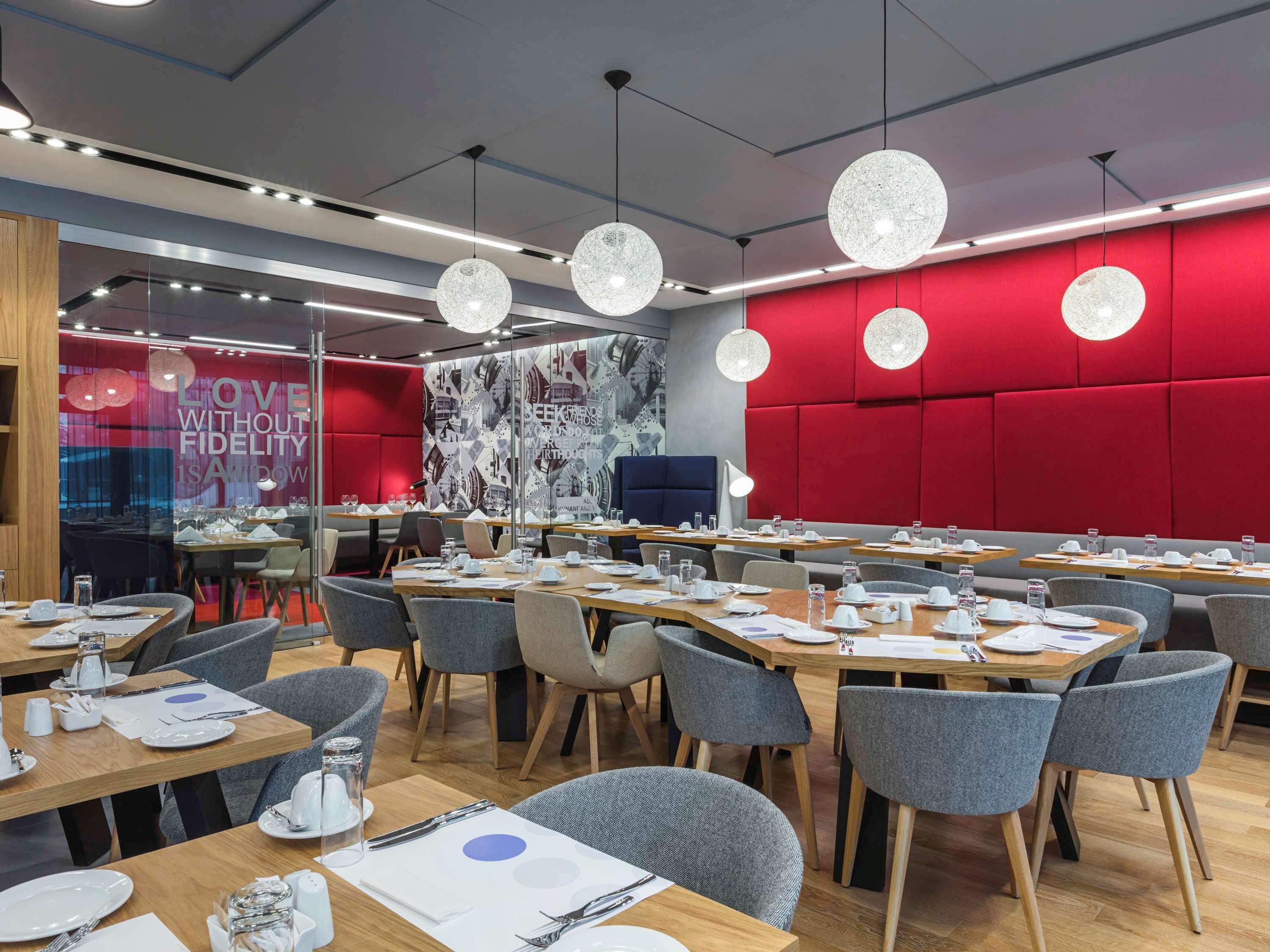 Novotel Almaty City Center Kültér fotó