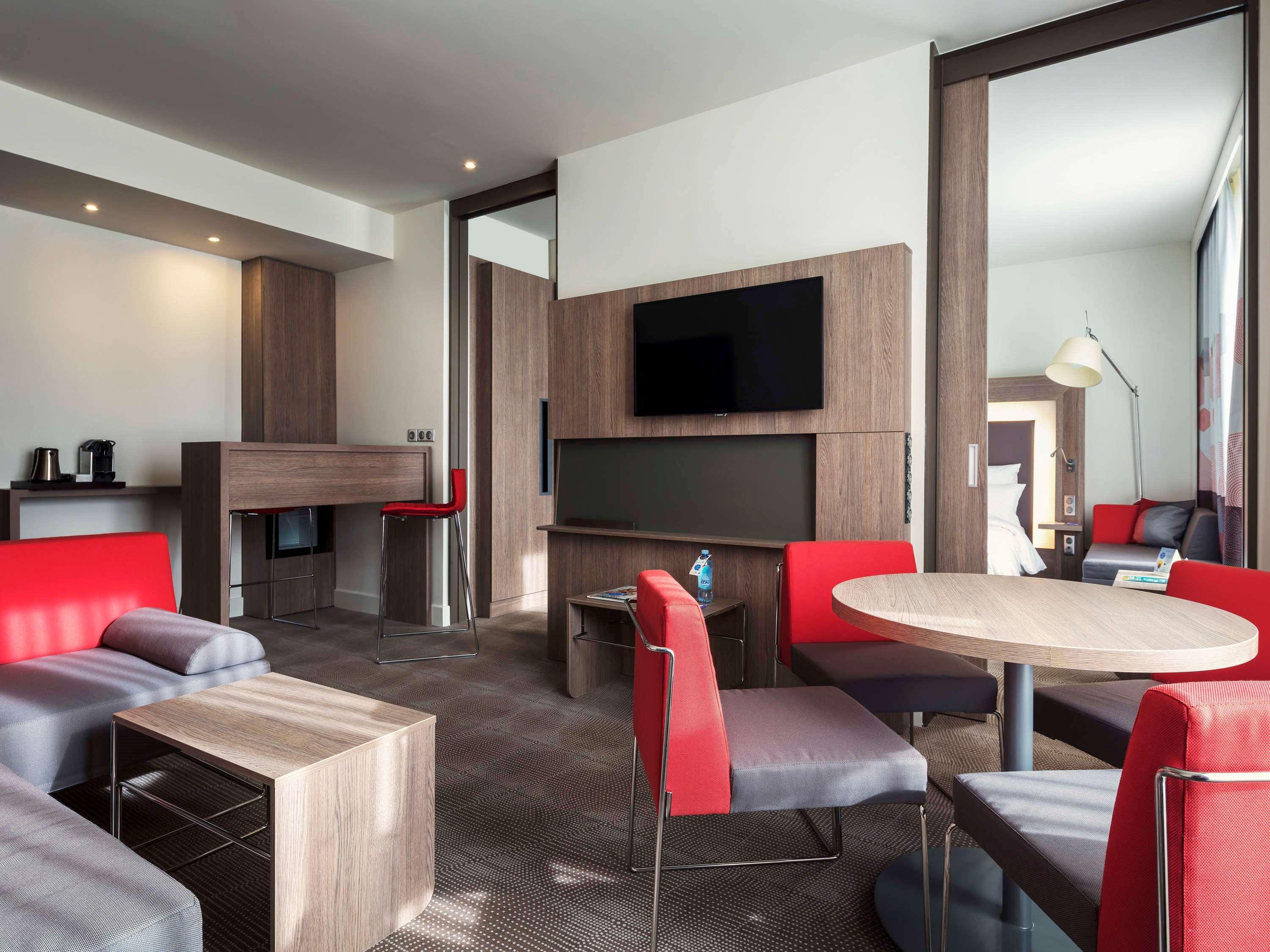 Novotel Almaty City Center Kültér fotó