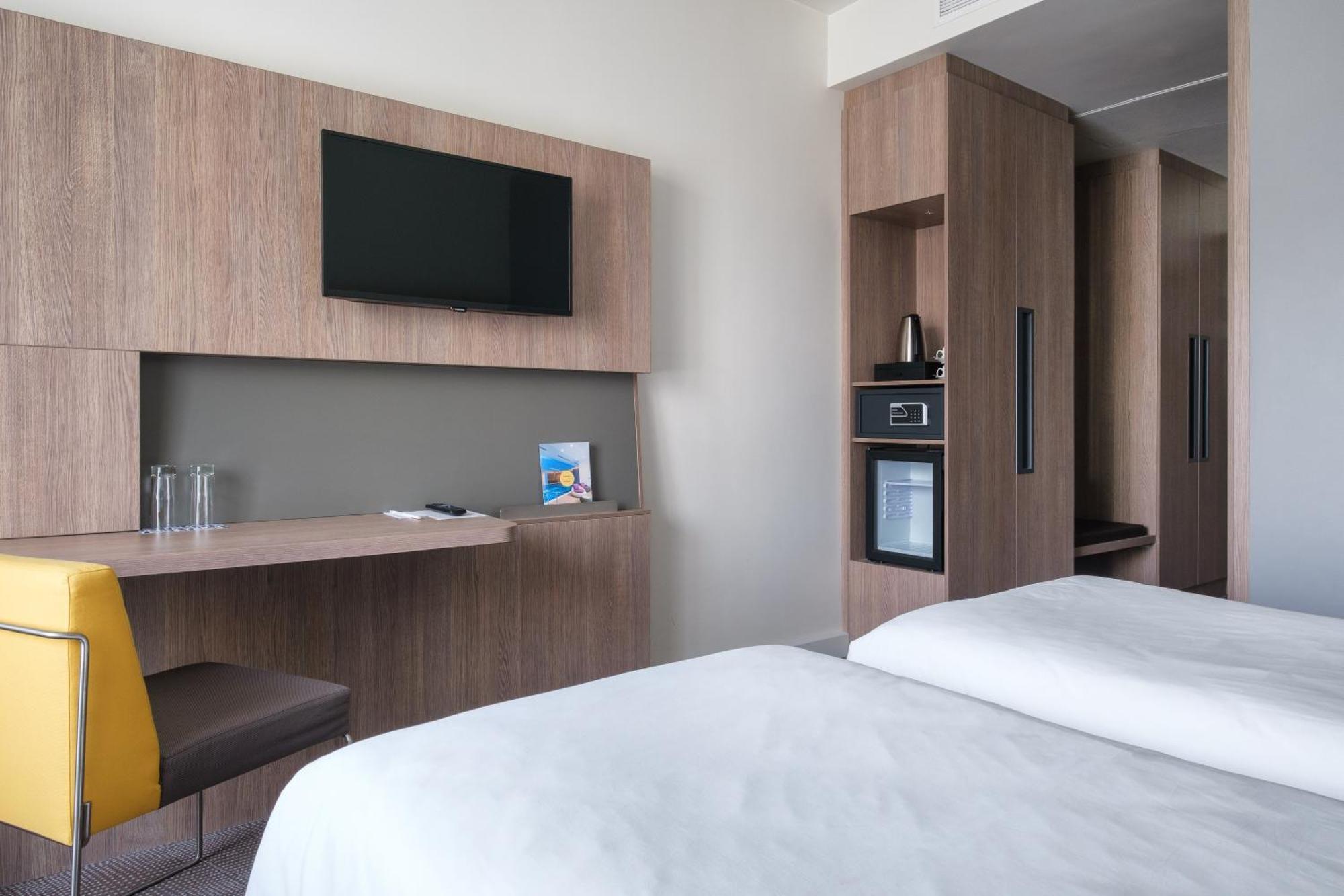 Novotel Almaty City Center Kültér fotó