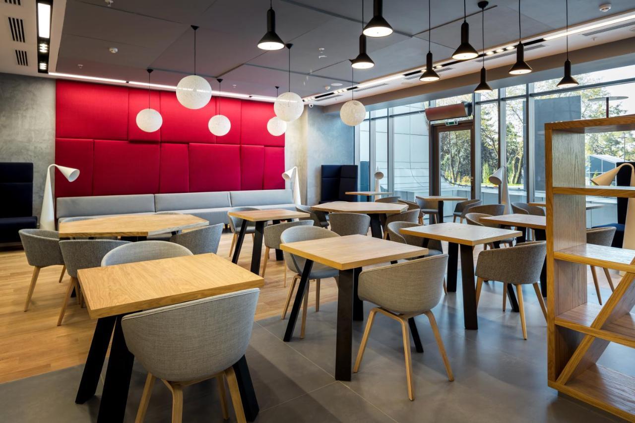 Novotel Almaty City Center Kültér fotó