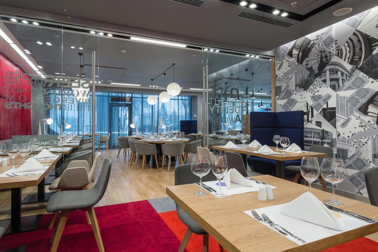 Novotel Almaty City Center Kültér fotó