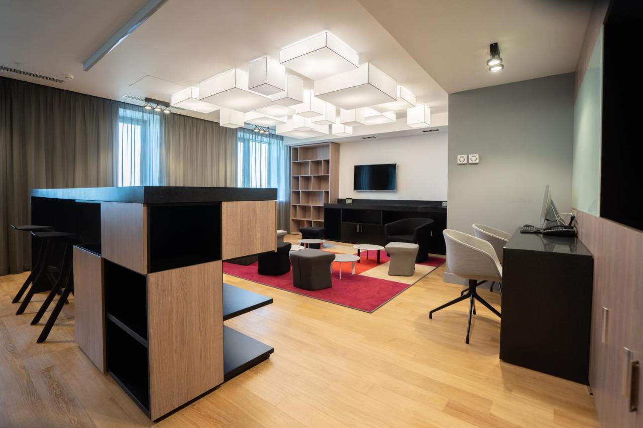 Novotel Almaty City Center Kültér fotó